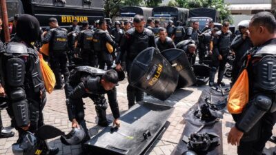 Ft: ILUSTRASI: Polisi melakukan persiapan pengamanan unjuk rasa yang akan digelar di Balai Kota Solo, Jawa Tengah, Kamis (22/8/2024). (ist.)