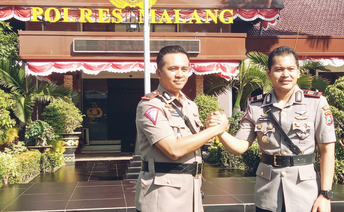 SALAM KOMANDO: Kasat Lantas Polres Malang AKP Gana dan AKP Adis Kasat Lantas Polres Bojonegoro