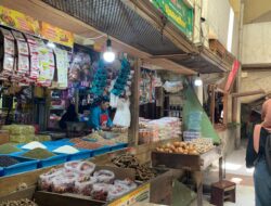 Pasca Kebakaran, Para Pedagang Lantai Dasar Pasar Baru Barat Comboran Sudah Mulai Berdagang