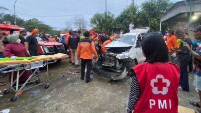 Ft: TKP kecelakaan beruntun bus mobil dan motor terjadi di Jalan Wates. Purworejo pada wilayah Padukuhan Sidatan, Kalurahan Kalidengen, Kapanewon Temon, Kabupaten Kulon Progo, Daerah Istimewa Yogyakarta. (ist)
