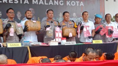 RILIS: Kapolresta Malang Kota Kombes Pol Budi saat rilis hasil Operasi Tumpas Narkoba Semeru 2024