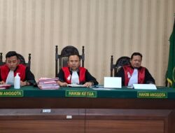 Heboh Aksi Mogok Kerja, Hakim PN Kabupaten Malang Pasang Pita Putih Bentuk Solidaritas