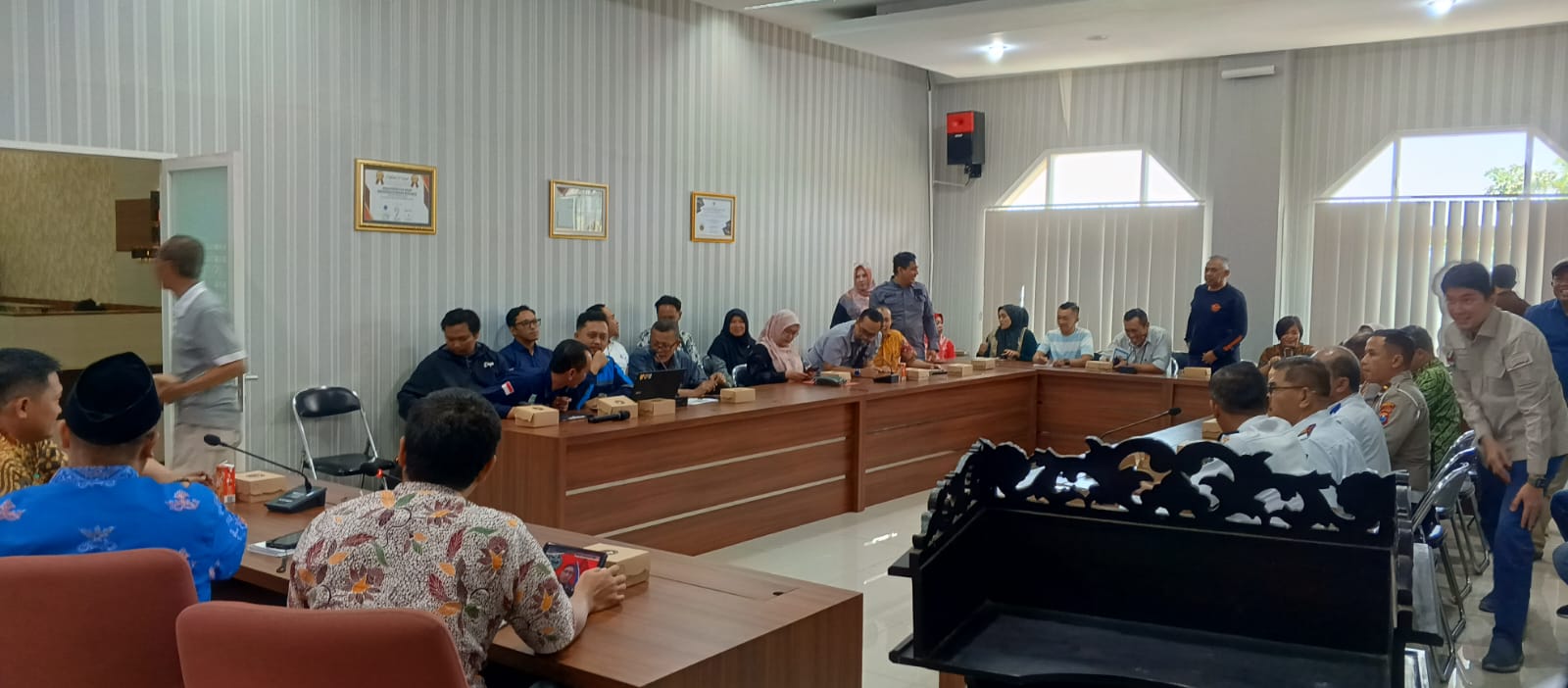 FT. Saat rapat bahas rencana penanganan Jalan Ir. Soekarno -Patimura dan Sultan Agung Kota Batu.