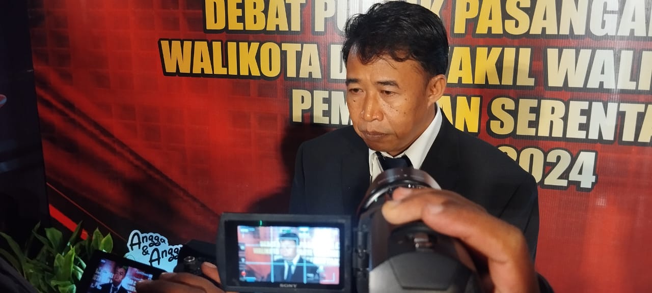FT. Ketua KPU Kota Batu Heru Joko Purwanto. (MemoX/mf)