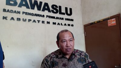FT. Ketua Bawaslu Kabupaten Malang M Wahyudi. (MemoX/nif).