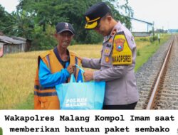 Polres Malang: 500 Paket Sembako Dibagikan untuk Relawan Pam Natal dan Tahun Baru 2025
