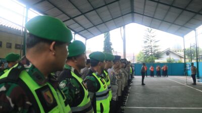 Ratusan Personel Gabungan Polres Malang Siap Amankan Malam Tahun Baru 2025