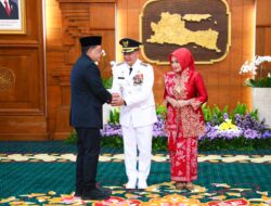 Pj. Gubernur Jatim Kembali Lantik Aries Agung Paewai Sebagai Pj. Wali Kota Batu, Apresiasi Capaian Kinerja