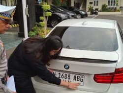 Quik Respon Polresta Malang Kota, Pengemudi Mobil Bernopol Palsu N E NEN Langsung Diamankan