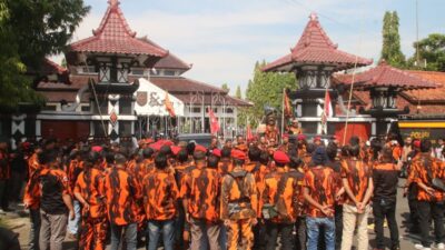 Ft : Organisasi masyarakat (ormas) Pemuda Pancasila (PP) melarang anggotanya meminta tunjangan hari raya (THR) kepada masyarakat atau pengusaha. (Ist.)