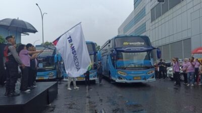 Mudik Asyik Transmedia Berangkatkan 415 Pemudik ke Jateng, DIY, dan Jatim