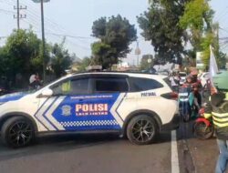Polres Malang Berikan Pengawalan Driver Ojol Menuju Surabaya
