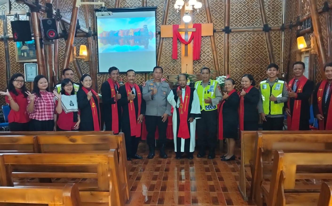 Polres Malang Amankan 67 Gereja Saat Misa Kenaikan Isa Almasih 2025