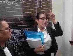 Di Sidang Pencemaran Nama Baik, Isa Zega Tantang JPU dan Pelapor Sumpah Pocong