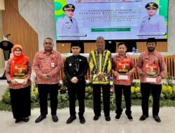 Bupati Mojokerto Serahkan SK Penugasan dan Mutasi kepada 39 Kepala Sekolah