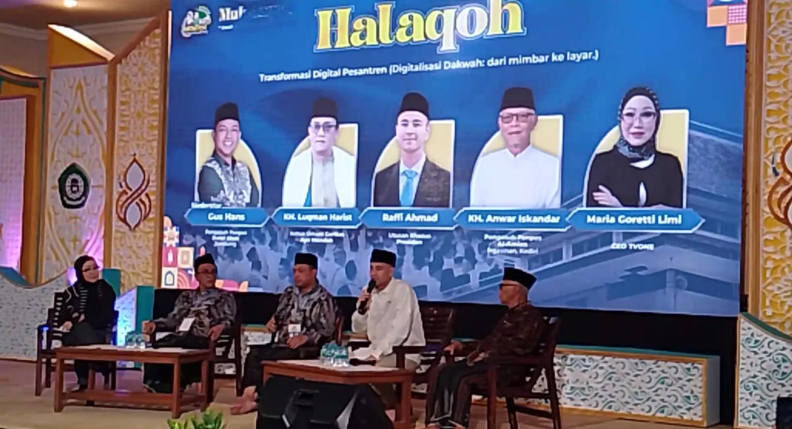 Ft : Gus Raffi Ahmad bersama santri di acara Gerakan Ayo Mondok, Kediri, 28 Mei 2025. (ist.)