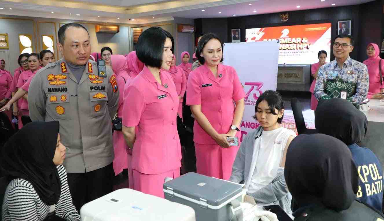 Ketua Bhayangkari Cabang Kota Malang Hadiri Bakkes Cegah Kanker Servik Sejak Dini