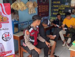 Polres Batu Sebar Stiker Call Center 110 Aduan untuk Masyarakat
