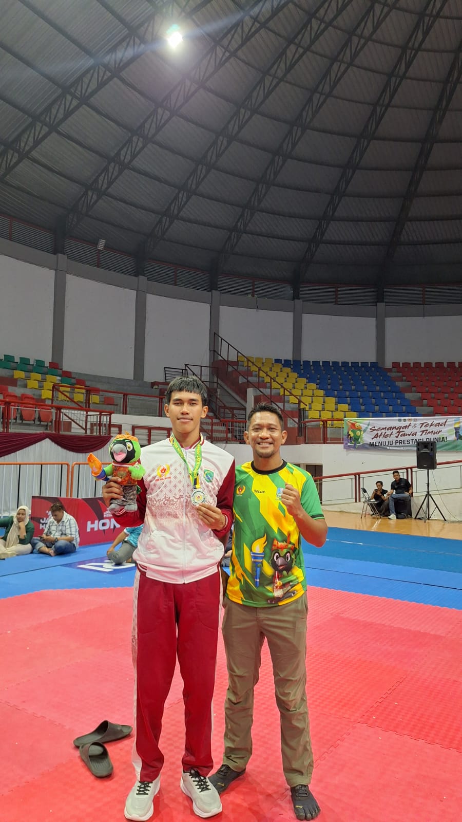 FT. Igusti Bagus Rana Satria peraih medali perak di Pekan Olahraga Provinsi (Porprov) IX Jawa Timur (Jatim) 2025. (MemoX/istimewa).