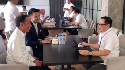 Mantan Presiden RI ke-7, Joko Widodo (Jokowi), memenuhi panggilan pemeriksaan sebagai terlapor dalam kasus dugaan ijazah palsu di Polresta Surakarta. (Foto: Istimewa)