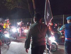 Di Malang Polisi Bubarkan Ratusan Simpatisan PSHT Karena Menutup Ruas Jalan