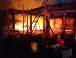 Polisi Selidiki Area Bangunan Ponpes An Nur 3 Malang Terbakar