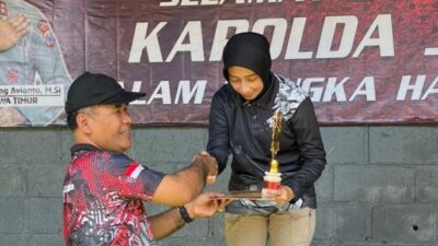 Aiptu Irma Polwan Polresta Malang Kota Juara 3 Lomba Menembak Kapolda Jatim Cup 2025