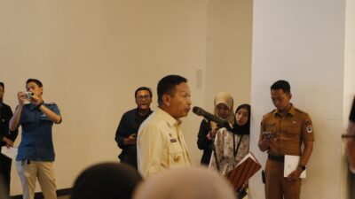 Wali Kota Malang menyampaikan: "Pengukuhan Forum Kewaspadaan Dini Masyarakat (FKDM) di Malang Creative Center. (Memox/Crys)