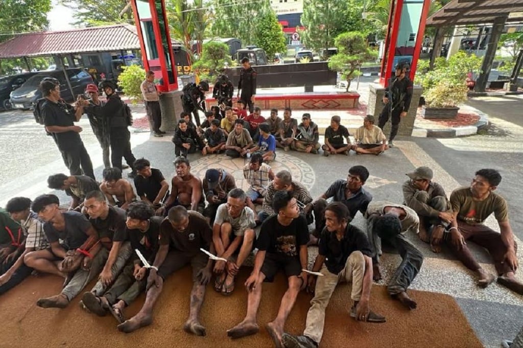 Para tersangka penjarahan yang ditangkap Polda Sumut. (Foto: Polda Sumut)