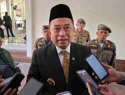 Perpanjangan Jabatan, 17 Kades di Bondowoso Dikukuhkan Kembali