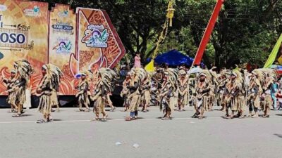 Semarak Harjabo ke-206, Pemkab Bondowoso Gelar Pawai Budaya Pelajar