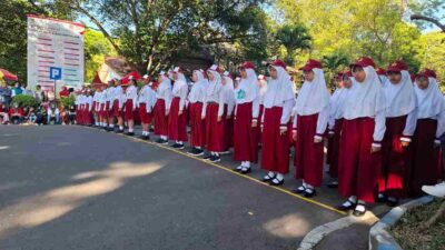 Sambut HUT ke-80 RI, Pemerintah Kabupaten Bondowoso Gelar Lomba PBB Pelajar