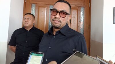 Ahmad Sahroni Ngatain Masyarakat Tolol, Ganti Posisi Bukan di Copot. (Foto: Istimewa)