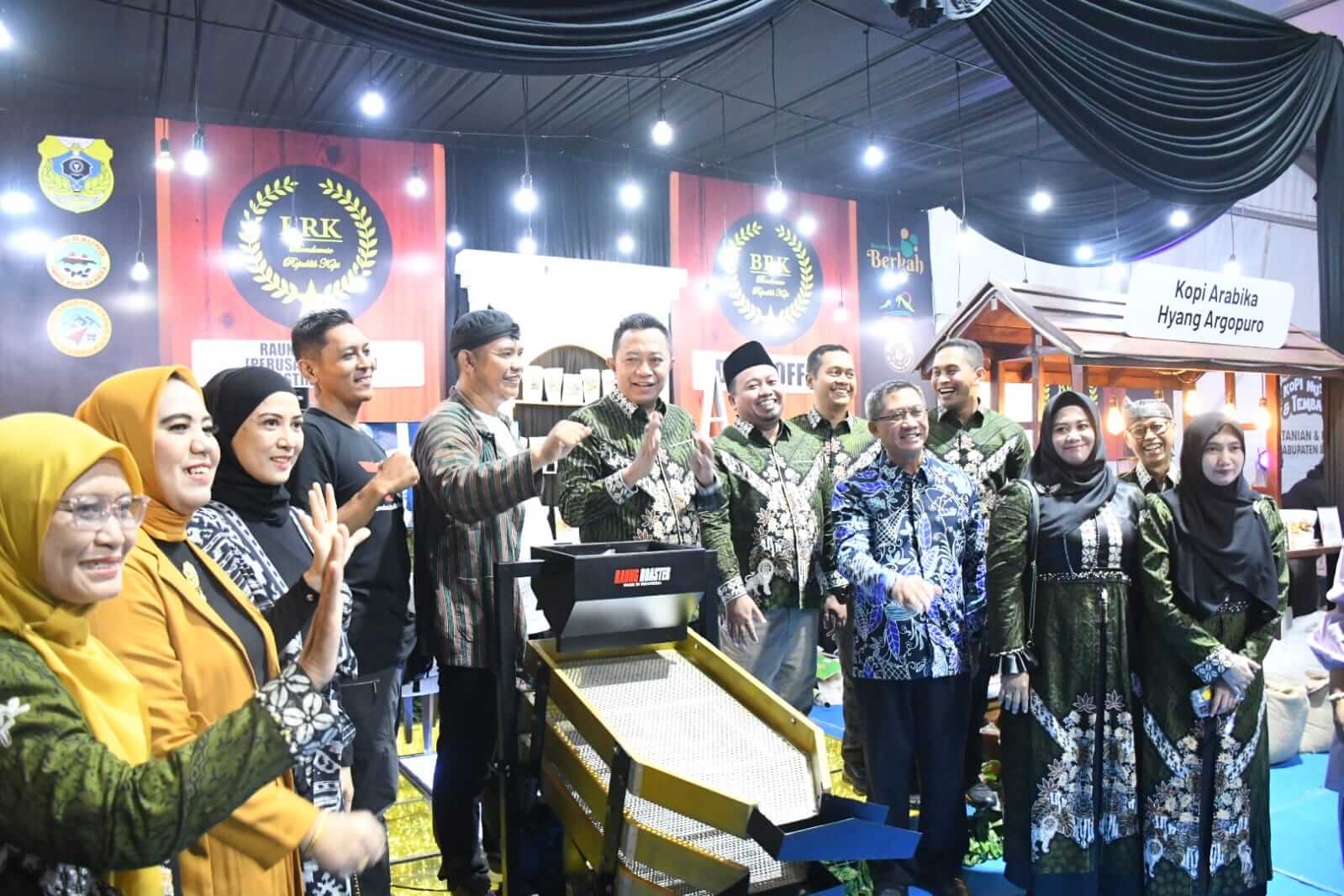 Meriahkan Bondowoso: Malam Puncak Festival Kopi dan Tembakau Nusantara ke-8