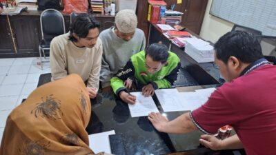 Polisi Malang Kota Damaikan Jukir dan Ojol Gara – Gara Uang Parkir