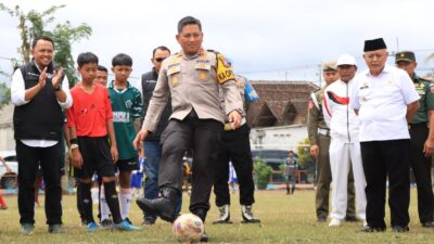 Turnamen Sepak Bola Piala Kapolres Malang 2025 Tingkat SMP/Sederajat Telah Bergulir