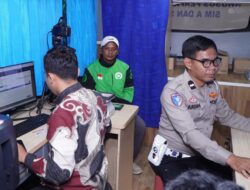 Jelang 22 September, Satlantas Polres Malang Beri Perpanjangan SIM Gratis ke 7 Driver Ojol