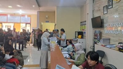 One Day Service, Pelayanan SKCK Mangga Manis Polres Probolinggo Kota. Membludak