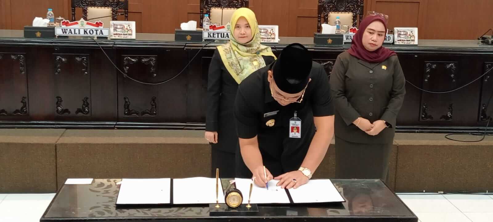 Pembahasan Tuntas, Wakil Rakyat Kota Probolinggo Bersama Wali Kota Sepakati KUA-PPAS 2026