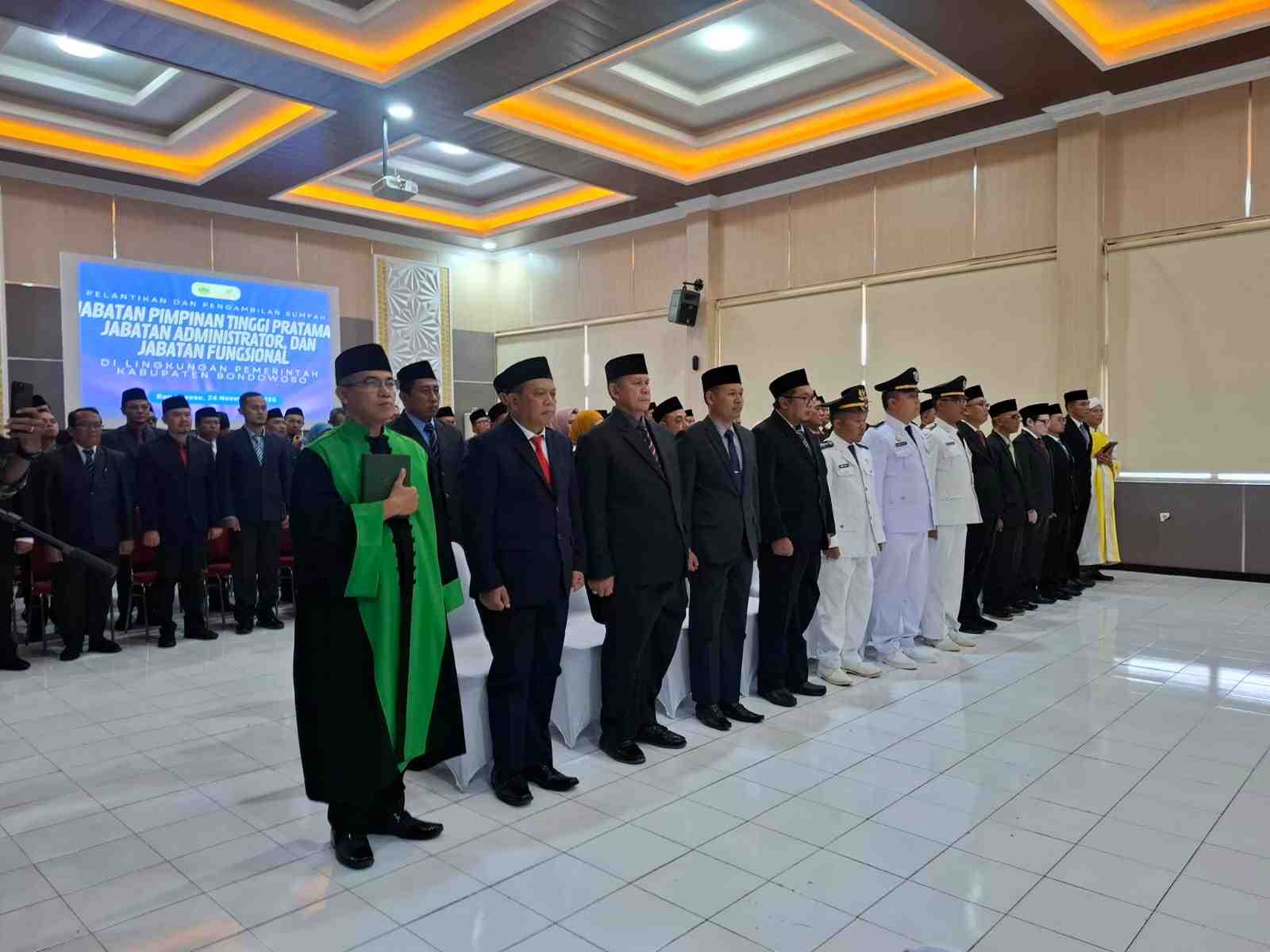 Pemkab Bondowoso Lantik Puluhan Pejabat Struktural dan Fungsional