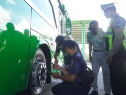 Polres Malang Gelar Rampcheck dan Tes Urine di PO Pandawa 87