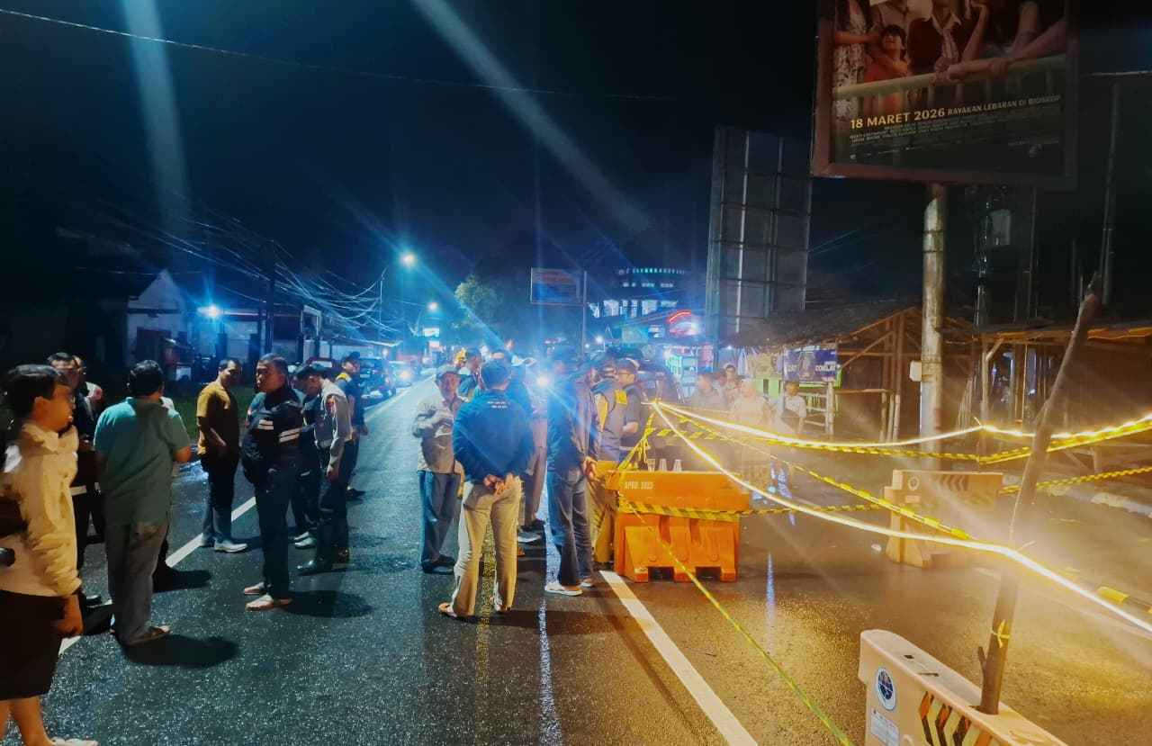 Jembatan Sentong Ambles Akses Lumpuh, Warga Desak Aksi Cepat