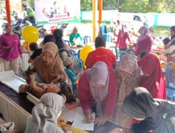 Alfamart Bersama Posyandu Desa Ardimulyo Buka Layanan Kesehatan Balita dan Lansia