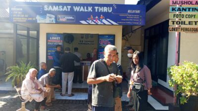Tingkatkan Pelayanan, Samsat Karangploso Buka Layanan Samsat Walk Thru untuk Pembayaran PKB Tahunan