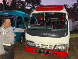 Berawalan Nyanyian Arema Full of Site yang Dipelesetkan Wisatawan Asal Surabaya Didatangi Puluhan Aremania