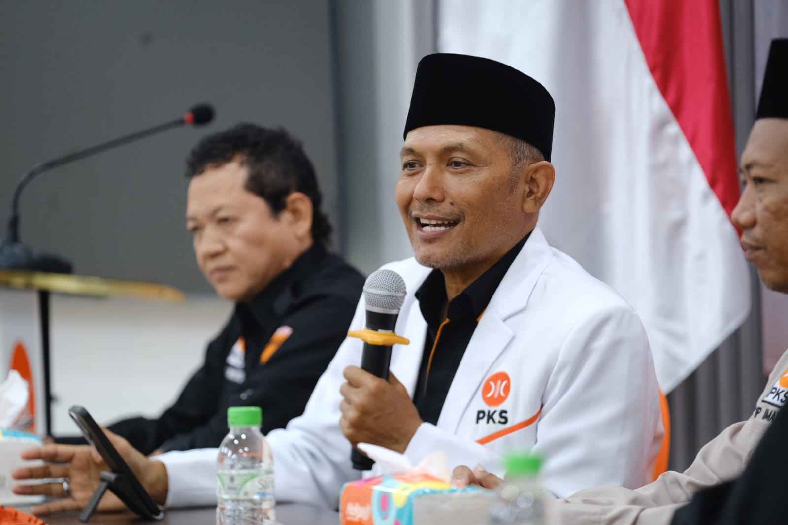 PKS Jatim Berikan Beasiswa untuk Kader Jadi Advokat, Siap Beri Bantuan Hukum Gratis