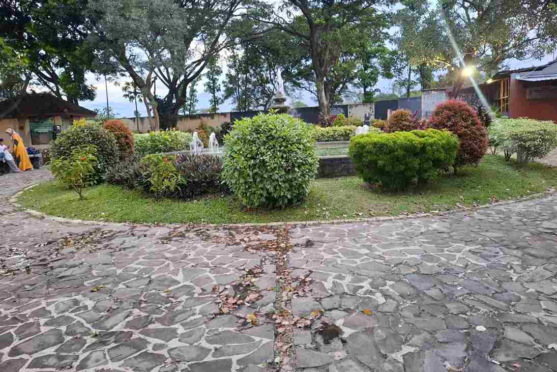 Taman Magenda Bondowoso Dinilai Kurang Terawat, Pengunjung Keluhkan Sampah Berserakan