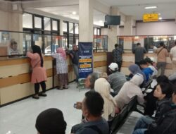 KB Samsat Kota Malang Layani Wajib Pajak dengan Mengedepankan Sikap Responsif