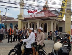 Usai Diresmikan Kapolres Malang Ratusan Jamaah Sholat Jumat Datangi Masjid Budi Trianti Polsek Lawang
