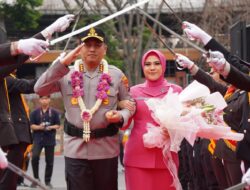 Tradisi Pedang Pora, Kombes Pol Danang Resmi Duduki Kursi Kapolresta Malang Kota